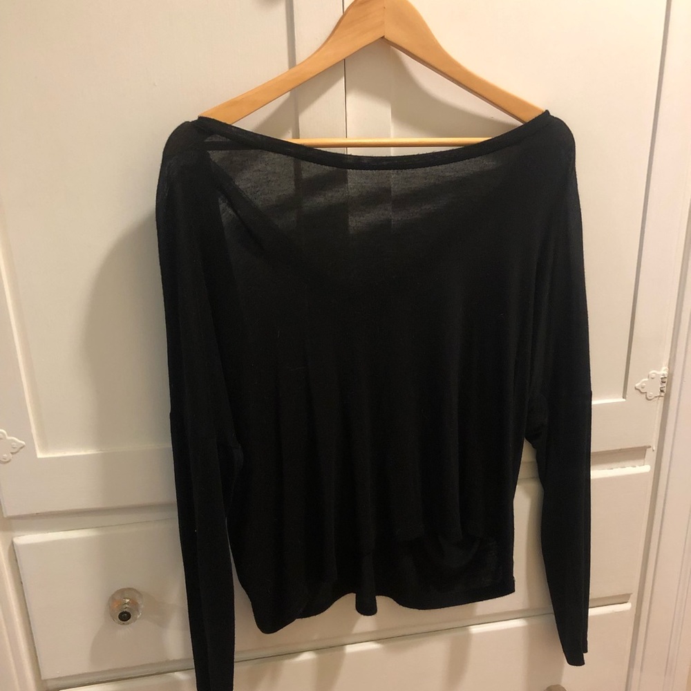 CLOSET CLEAROUT Black tee OPEN beaded back